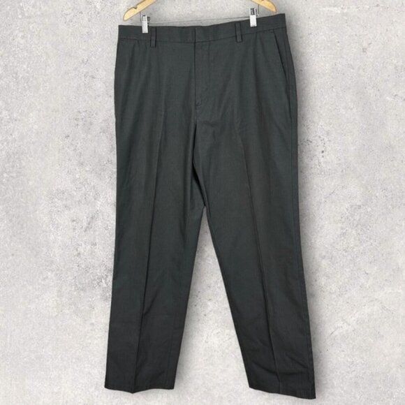 Dockers Other - Dockers D3 Mens Dress Pants Grey Trousers Size 38 by 34 Cotton Pockets Minimal